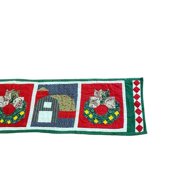 Christmas Patchwork Quilted Table Runner Dresser Scarf Holiday Handmade Festive - Picture 2 of 10